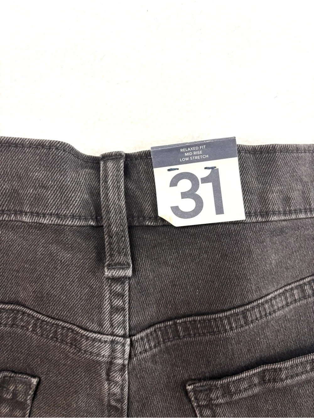 NWT GAP 5” Mid Rise Denim Girlfriend Boyfriend Cuff Shorts Faded Black (Size 31)